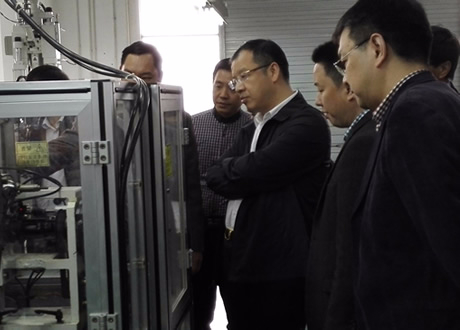 杨齐总裁到亚洲必赢深圳分公司调研